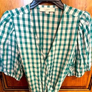 Loft Gingham puff sleeve wrap top sz L